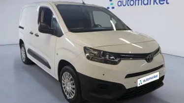 TOYOTA Proace City