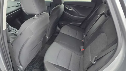 HYUNDAI i30 i30 1.0 T-GDI Smart DCT