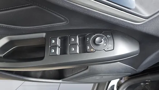 FORD Focus Focus 1.0 EcoBoost mHEV Titanium