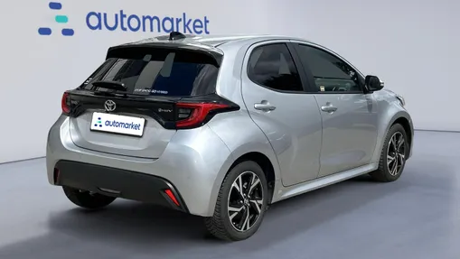 TOYOTA Yaris Yaris Hybrid 1.5 Style