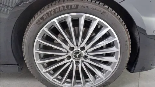 MERCEDES-BENZ CLA CLA 220 mHEV 4-Matic AMG Line 8G-DCT