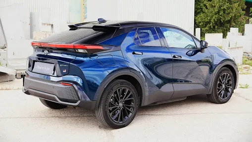 TOYOTA C-HR C-HR 2.0 PHEV Dynamic Force GR Sport