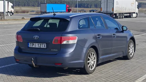 TOYOTA Avensis Avensis 2.0 D-4D Sol plus+NAVI