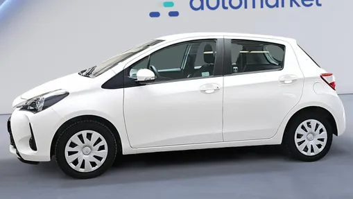 TOYOTA Yaris Yaris 1.5 Active