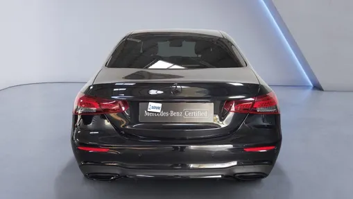 MERCEDES-BENZ E Klasa E 220 d 4-Matic AMG