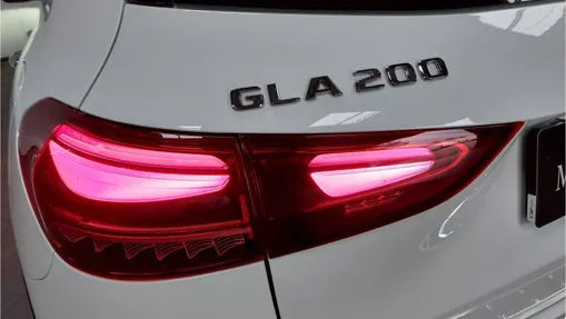 MERCEDES-BENZ GLA GLA 200 mHEV Progressive 7G-DCT