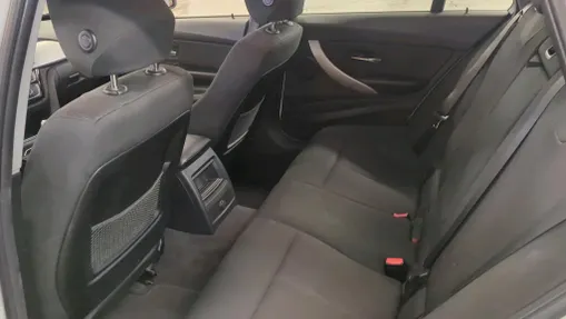 BMW Seria 3 318i GPF aut