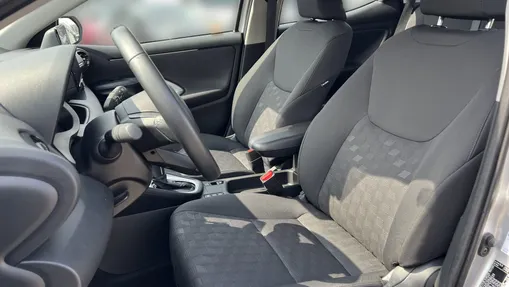 TOYOTA Yaris Yaris Hybrid 1.5 Comfort