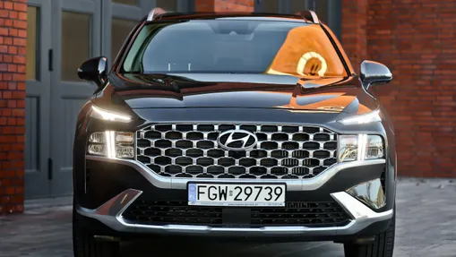 HYUNDAI Santa Fe Santa Fe 1.6 T-GDI HEV Platinum 4WD aut