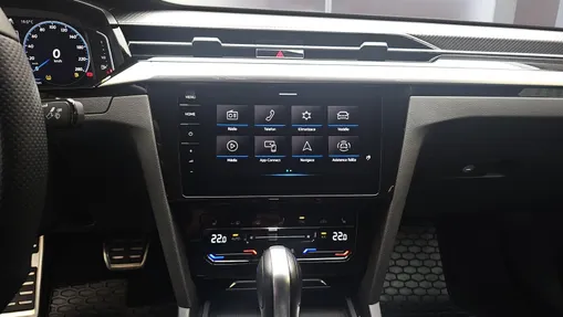 VOLKSWAGEN Arteon Arteon 2.0 TSI R-Line DSG