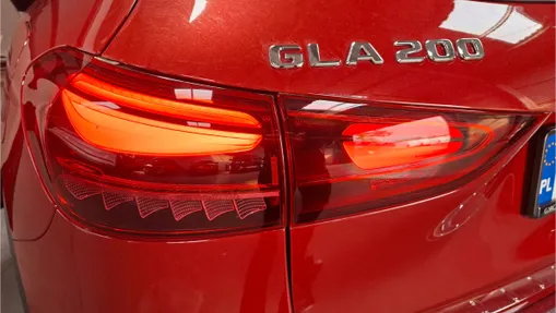MERCEDES-BENZ GLA GLA 200 mHEV Progressive 7G-DCT