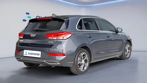 HYUNDAI i30 i30 1.0 T-GDI Smart