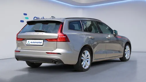 VOLVO V60 V60 B4 D Momentum Core aut