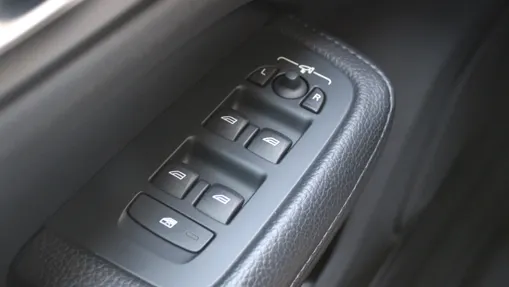 VOLVO V60 V60 B4 D Momentum Core aut