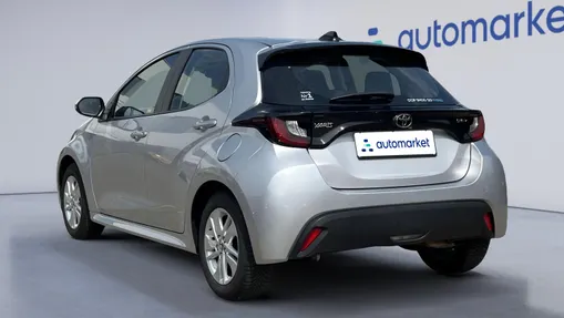 TOYOTA Yaris Yaris Hybrid 1.5 Comfort
