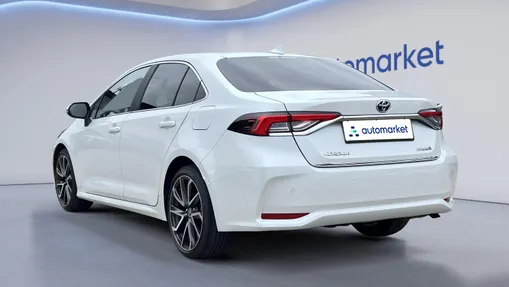 TOYOTA Corolla Corolla 1.8 Hybrid Executive