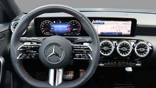 MERCEDES-BENZ A Klasa A 200 AMG Line 7G-DCT