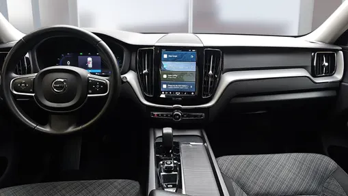 VOLVO XC60 XC60 B4 B Essential aut