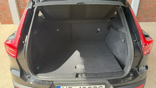 VOLVO XC40 XC40 T3 Momentum Core aut