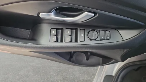 HYUNDAI i30 i30 1.5 DPI Comfort