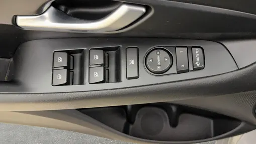 HYUNDAI i30 i30 1.5 DPI Comfort