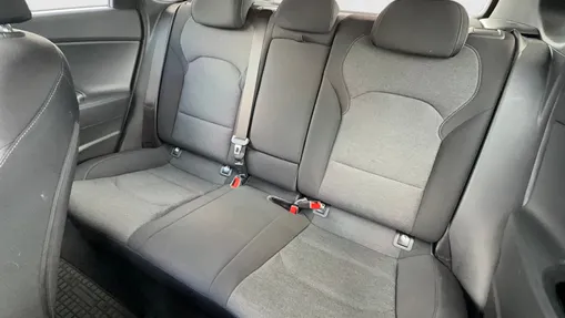 HYUNDAI i30 i30 1.5 DPI Comfort