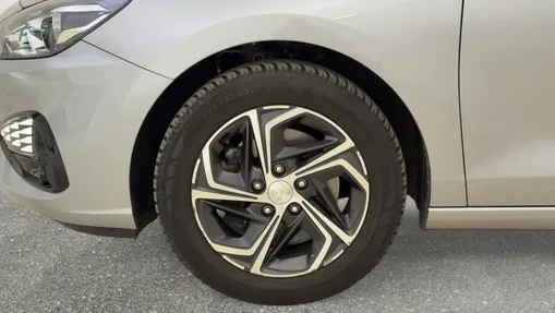 HYUNDAI i30 i30 1.5 DPI Comfort