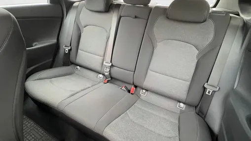 HYUNDAI i30 i30 1.5 DPI Comfort