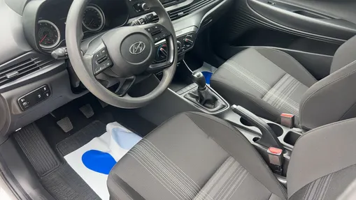 HYUNDAI i20 i20 1.2 Pure