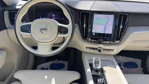 VOLVO XC60 XC60 B5 B AWD Plus Bright aut