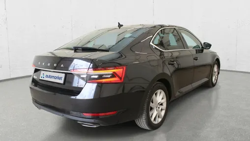 SKODA Superb Superb 2.0 TSI 4x4 Style DSG