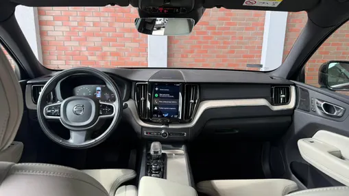 VOLVO XC60 XC60 T8 AWD Plug-In Hybrid Inscription aut