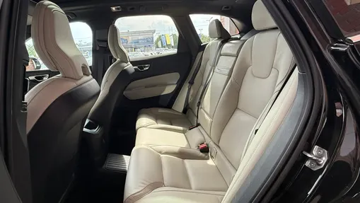 VOLVO XC60 XC60 T8 AWD Plug-In Hybrid Inscription aut