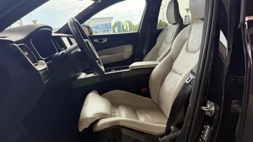VOLVO XC60 XC60 T8 AWD Plug-In Hybrid Inscription aut