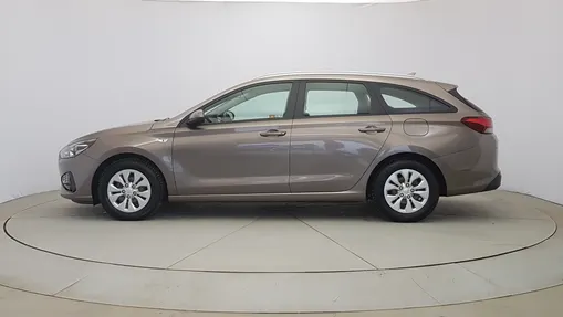 HYUNDAI i30 i30 1.6 D Classic +