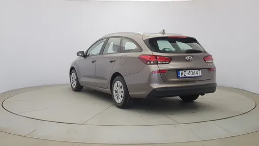 HYUNDAI i30 i30 1.6 D Classic +