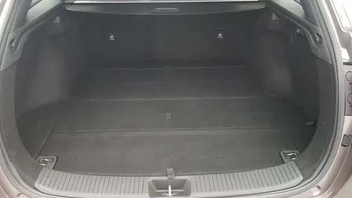 HYUNDAI i30 i30 1.6 D Classic +