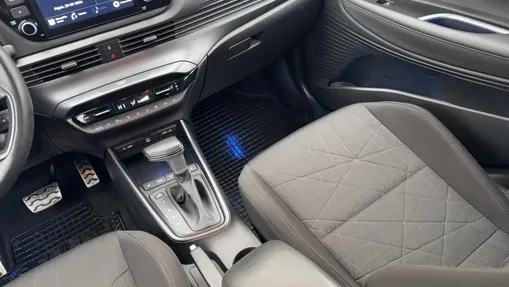 HYUNDAI Bayon Bayon 1.0 T-GDI Smart DCT