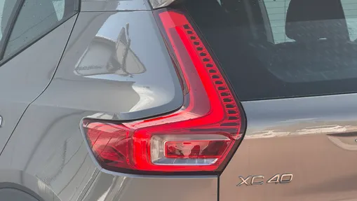 VOLVO XC40 XC40 T3 Momentum Pro aut