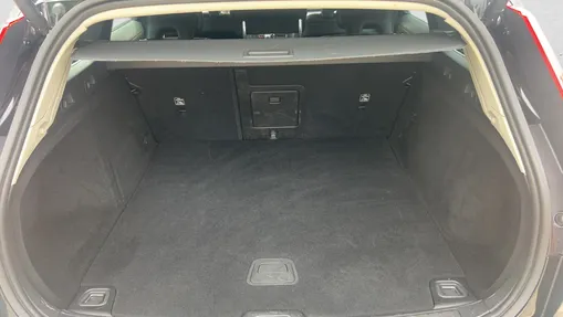 VOLVO V60 V60 D4 Momentum Pro aut
