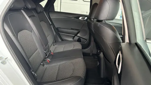 KIA Cee'd Ceed 1.0 T-GDI L