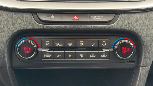 KIA Cee'd Ceed 1.6 GDI PHEV L DCT
