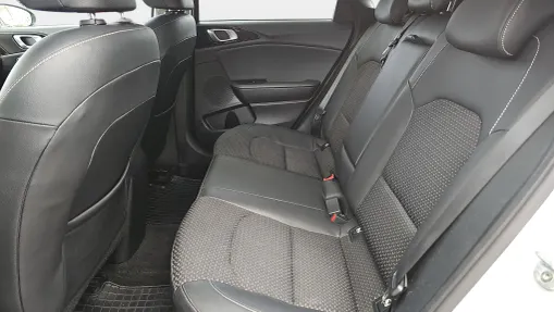 KIA Cee'd Ceed 1.6 CRDi SCR L