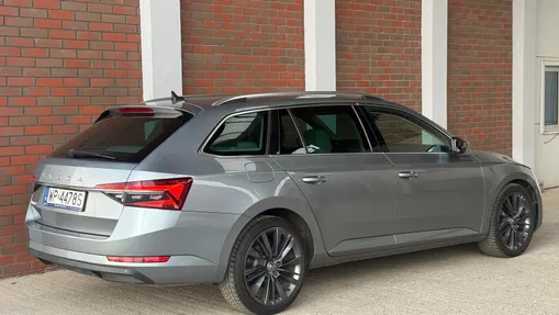 SKODA Superb Superb 2.0 TDI SCR Style DSG