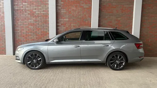 SKODA Superb Superb 2.0 TDI SCR Style DSG