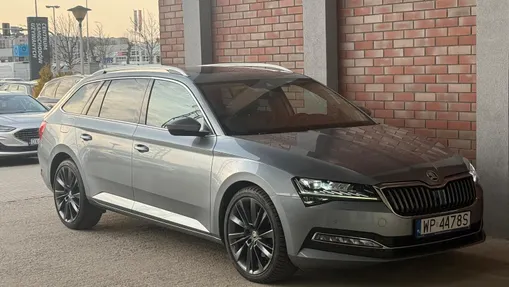 SKODA Superb Superb 2.0 TDI SCR Style DSG