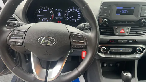 HYUNDAI i30 i30 1.0 T-GDI Classic + DCT