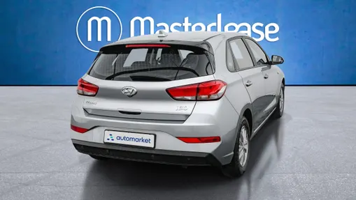 HYUNDAI i30 i30 1.5 DPI Classic +