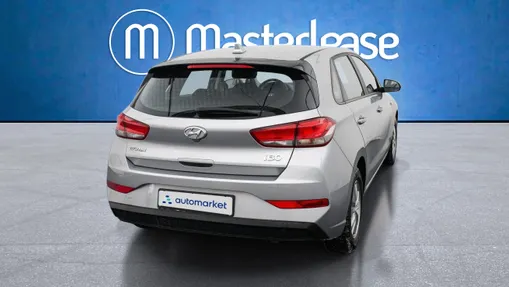HYUNDAI i30 i30 1.5 DPI Classic +