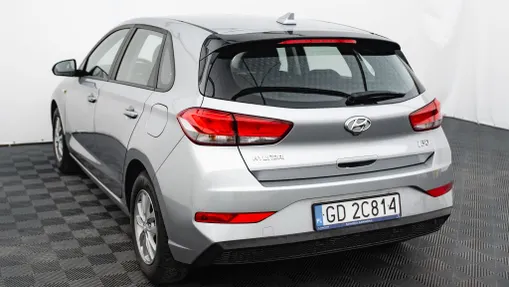 HYUNDAI i30 i30 1.5 DPI Classic +